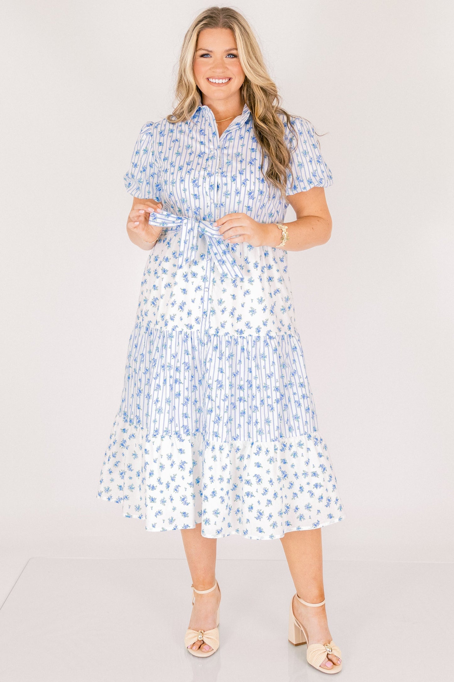 Vestido de Grandes Esperanzas, Mezcla Floral Azul