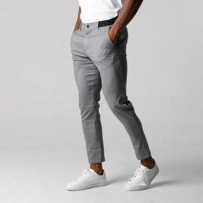 Pantalón chino deportivo de tejido elástico en 4 direcciones