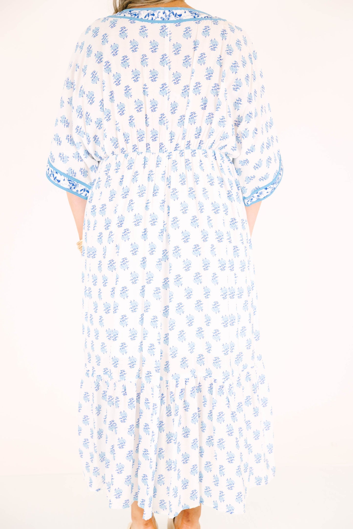 En El Vestido Aire Salado, Azul Cerúleo