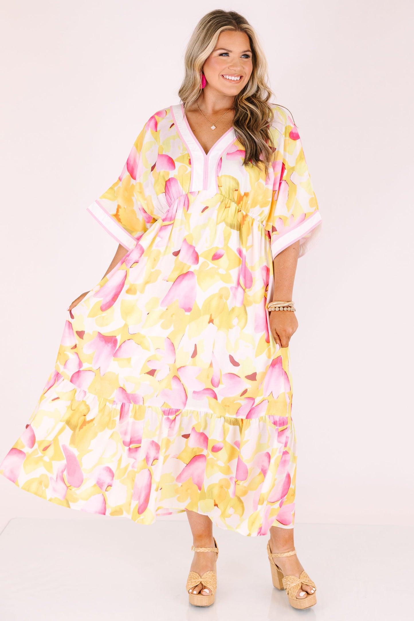 En El Vestido De Aire Salado, Fucsia