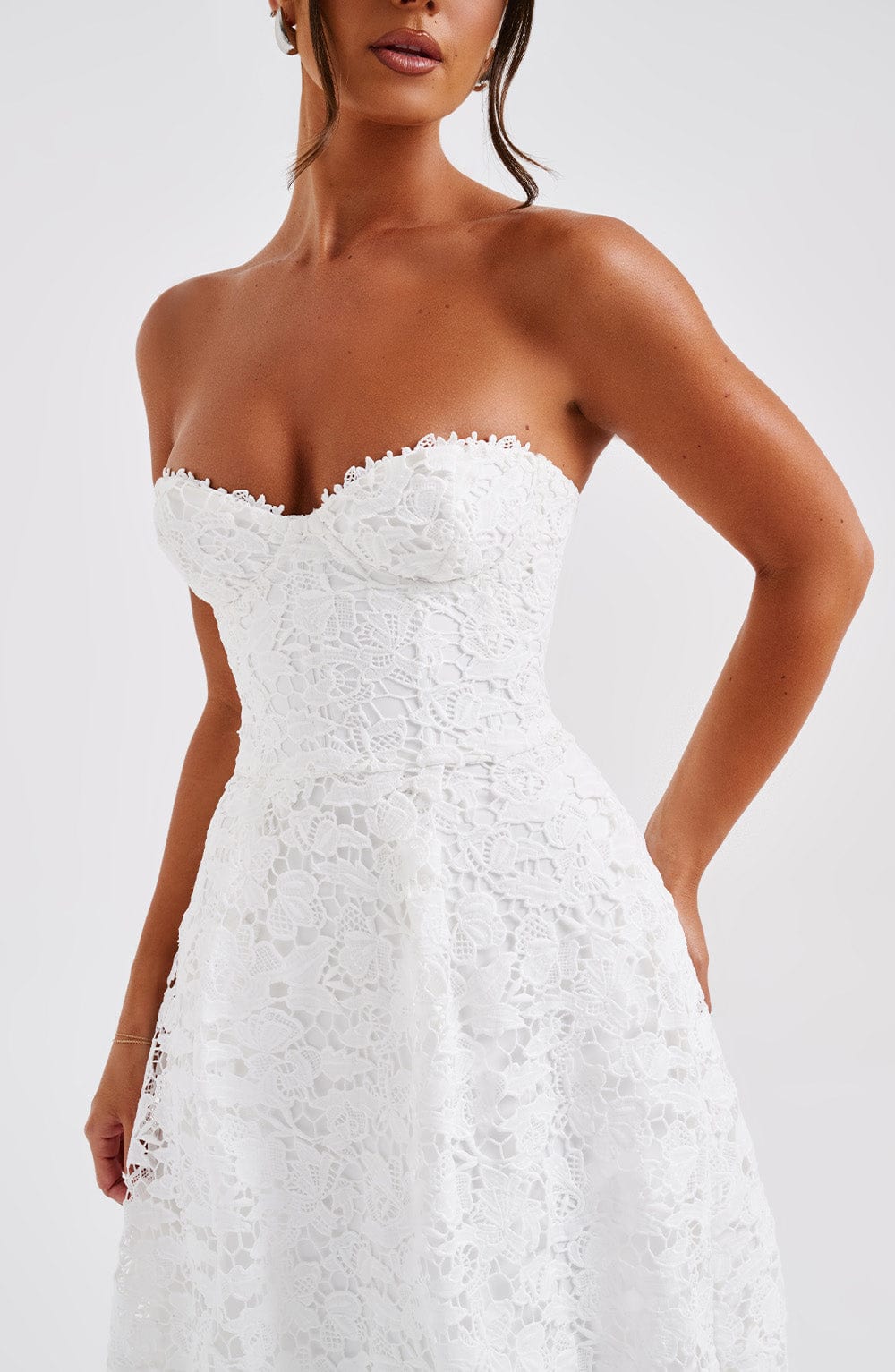 Sukienka midi Ishani - Perłowa