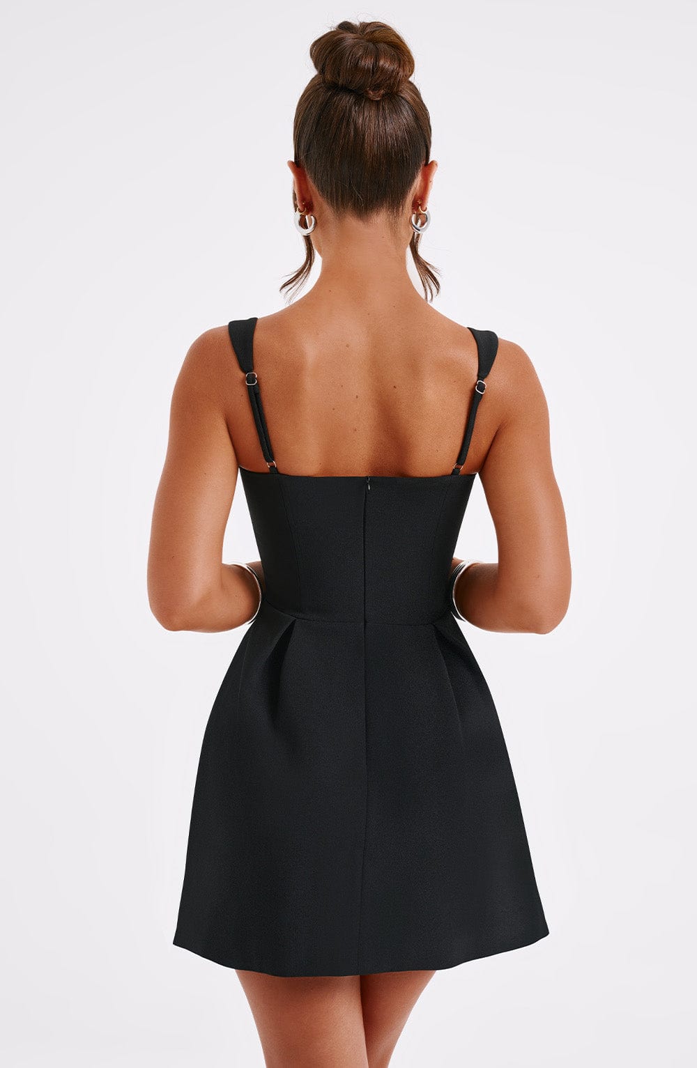 Sukienka mini Janiyah - Czarna