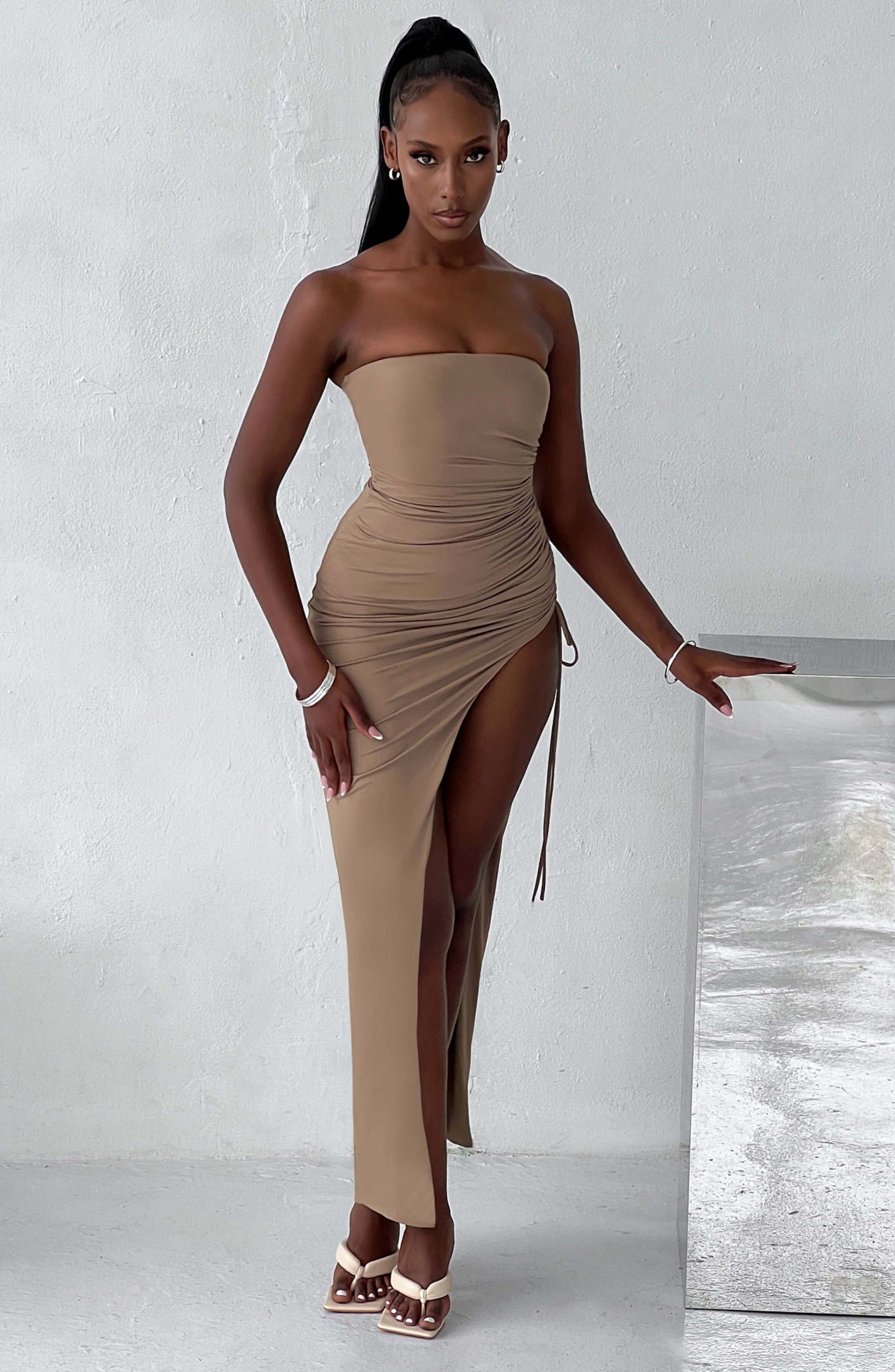 sukienka maxi Lavina - Mocha