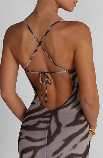 Sukienka Maxi Nessa – Wzór zebry