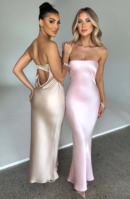 Długa sukienka Rheanna - Różowy pudrowy