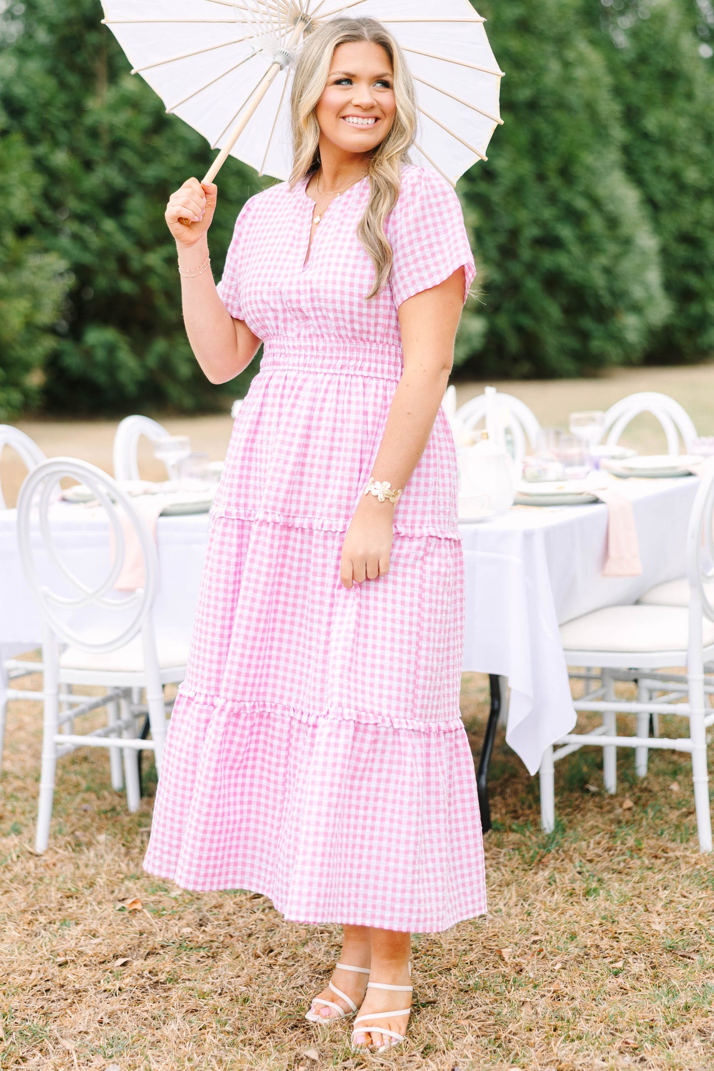 Vestido de Intenciones Simples, Cuadros Rosados