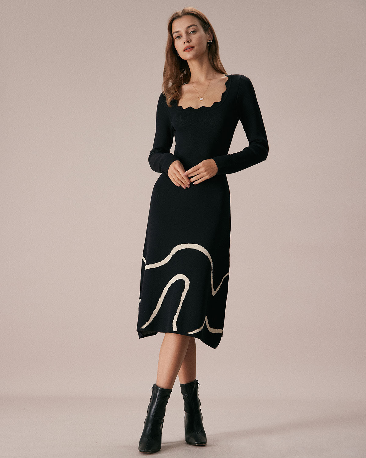 El Vestido Midi de Suéter con Olas Negras