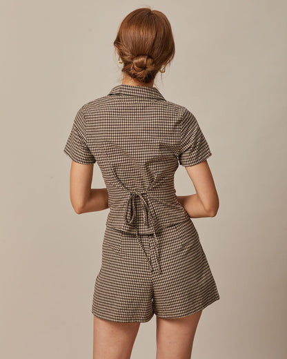 La Blusa de Cuello en V de Gingham Marrón de Manga Corta