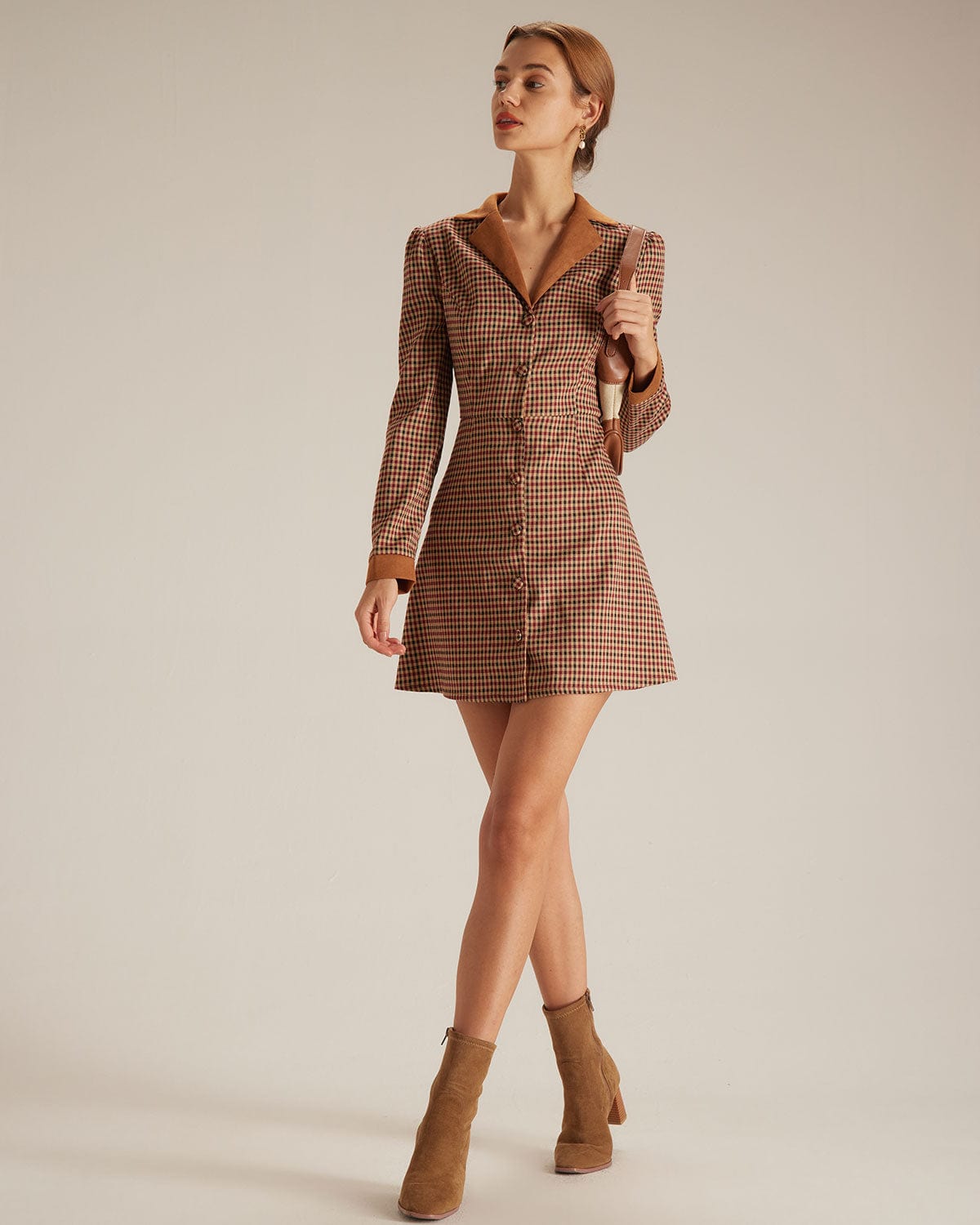 El Vestido Mini de Suede a Cuadros Marrón