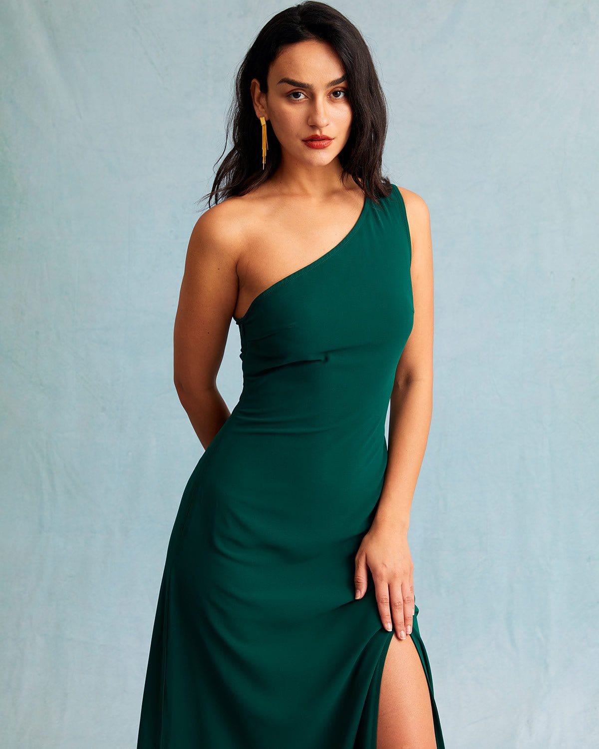 El Vestido Maxi Sin Mangas Verde de Un Hombro