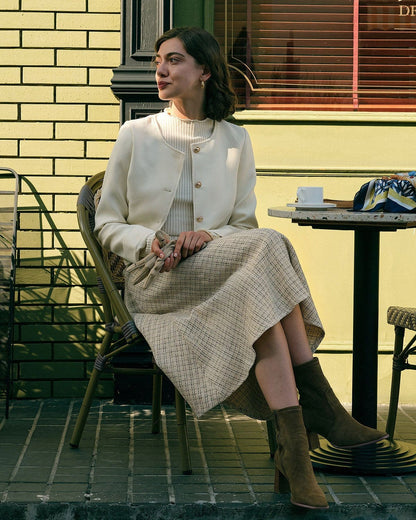 La Falda de Tweed de Cintura Alta con Botón de Perla