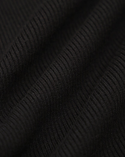 Vestido de Suéter con Mangas de Campana en Color Negro