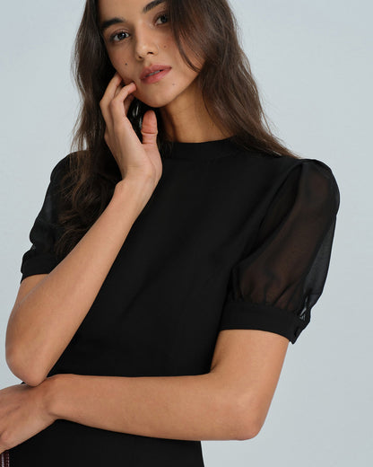 Vestido Mini de Cuello Alto Negro