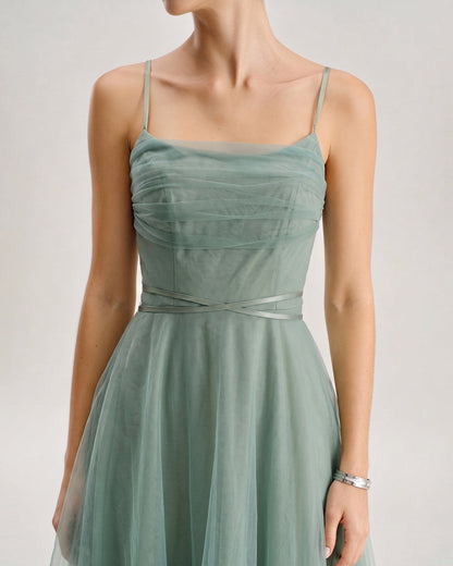 Vestido Midi Deslizante de Malla Verde