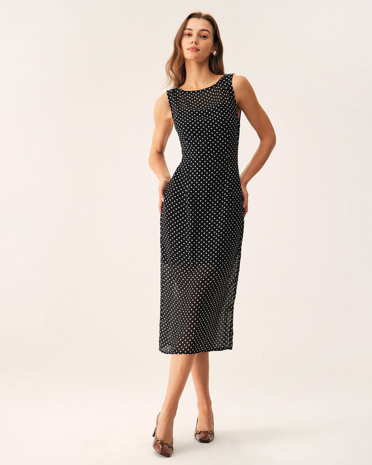 Vestido Midi de Cuello Barco con Lunares Negros
