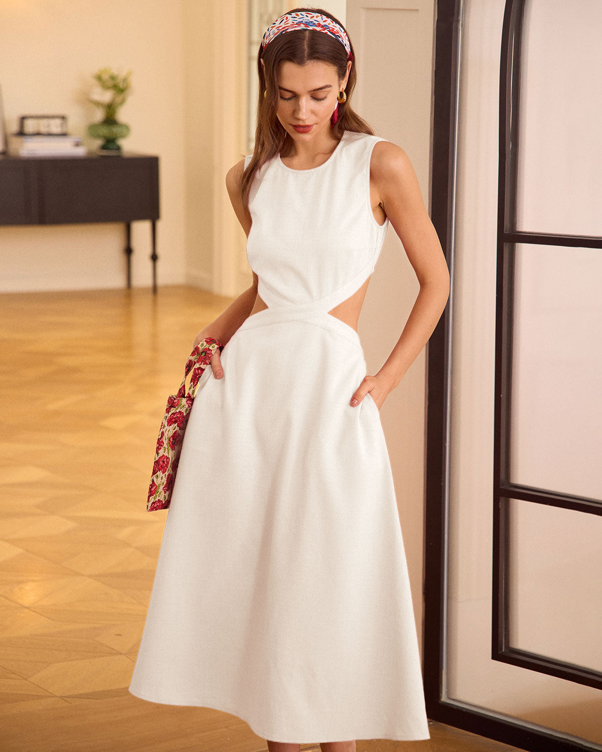 Vestido Midi Sin Mangas con Corte en Blanco