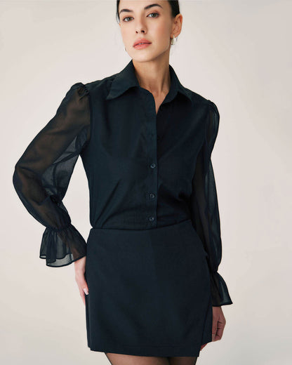 Blusa Negra Transparente con Mangas de Poeta