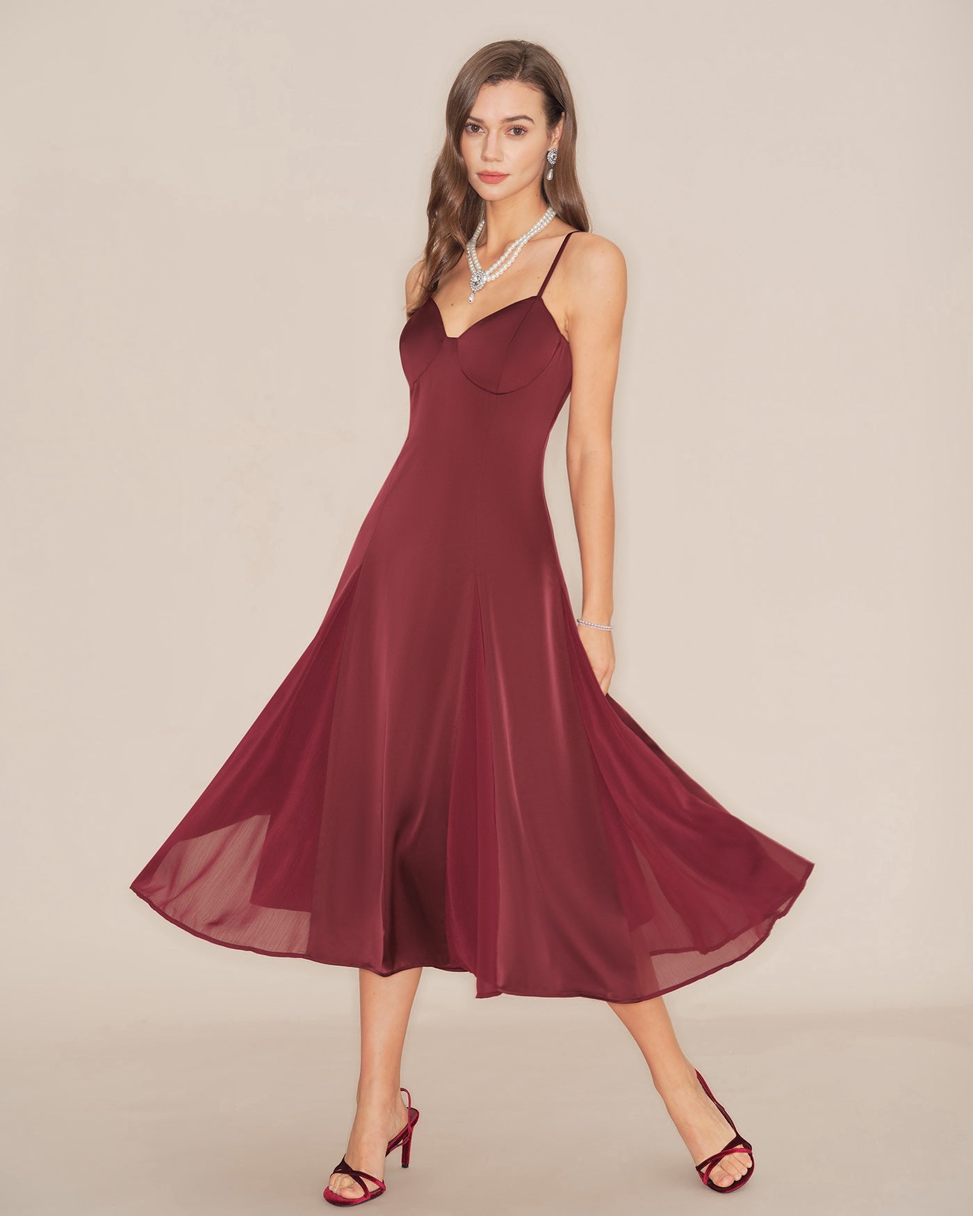 Vestido Midi A-Line de Tirantes en Rojo Vino