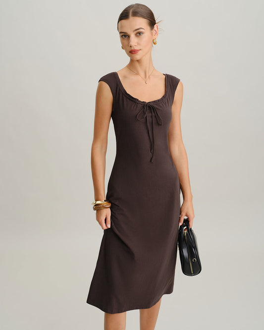 Vestido Midi Marrón con Cuello Barco y Mangas Cortas