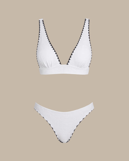 Conjunto de Bikini Triángulo Blanco con Contraste en X