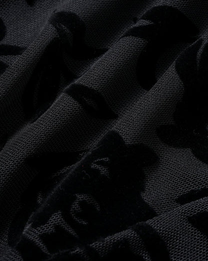 Blusa Negra de Cuello Cuadrado