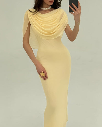 Vestido Maxi Sin Mangas con Cuello de Cowl Amarillo