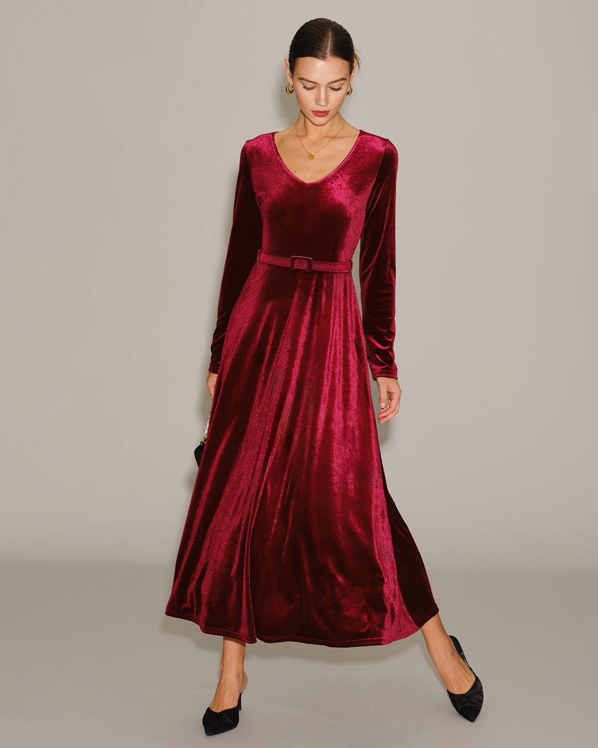 Vestido Maxi de Terciopelo Rojo Vino con Escote en V