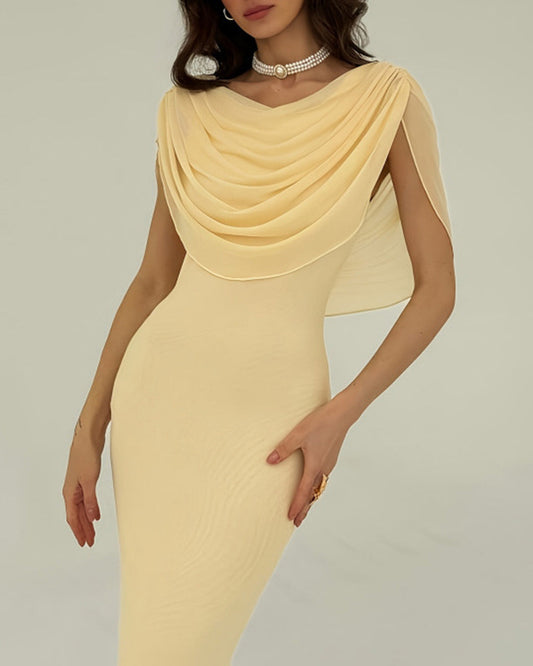 Vestido Maxi Sin Mangas con Cuello de Cowl Amarillo