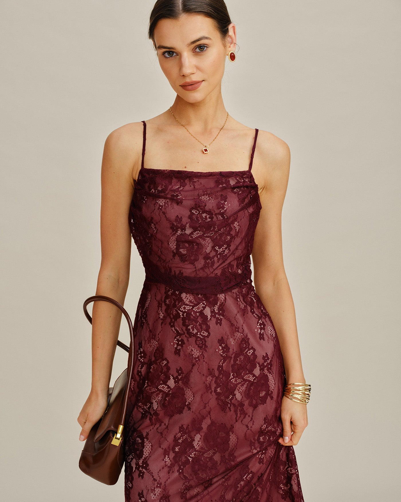 Vestido Maxi de Encaje en Color Rojo Vino