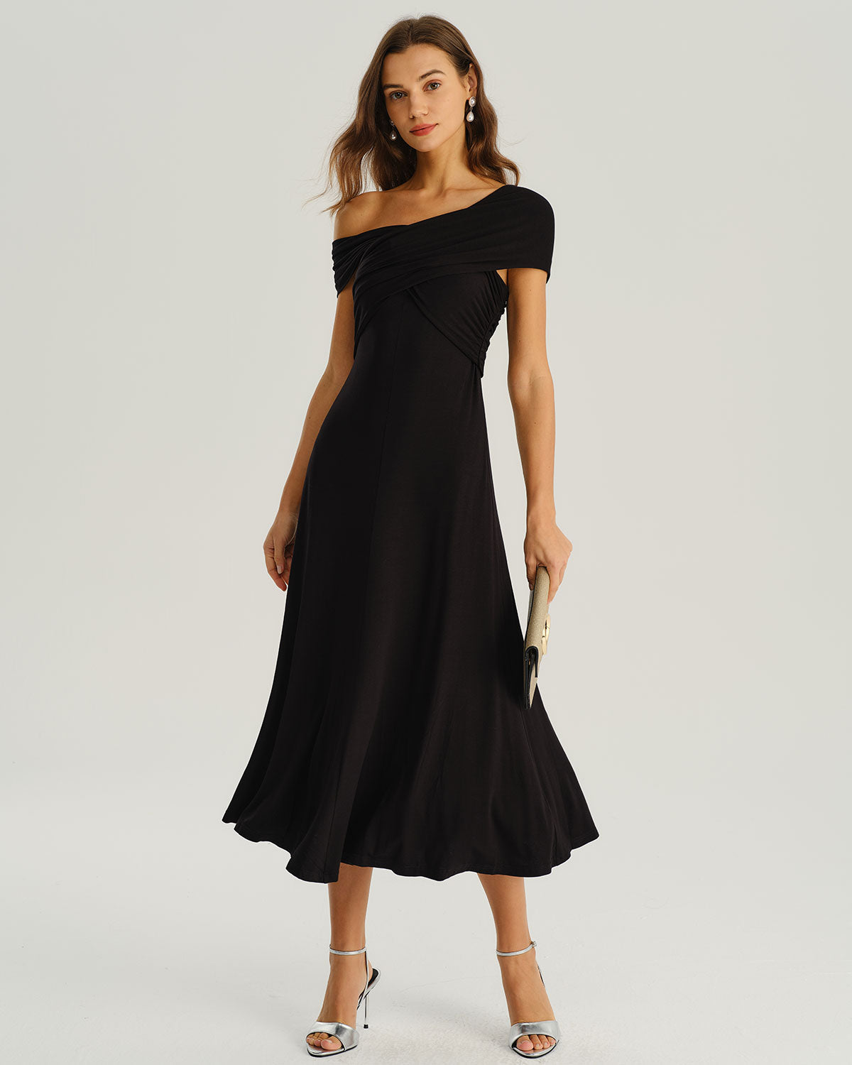 Vestido Midi A-Line Negro de Un Hombro