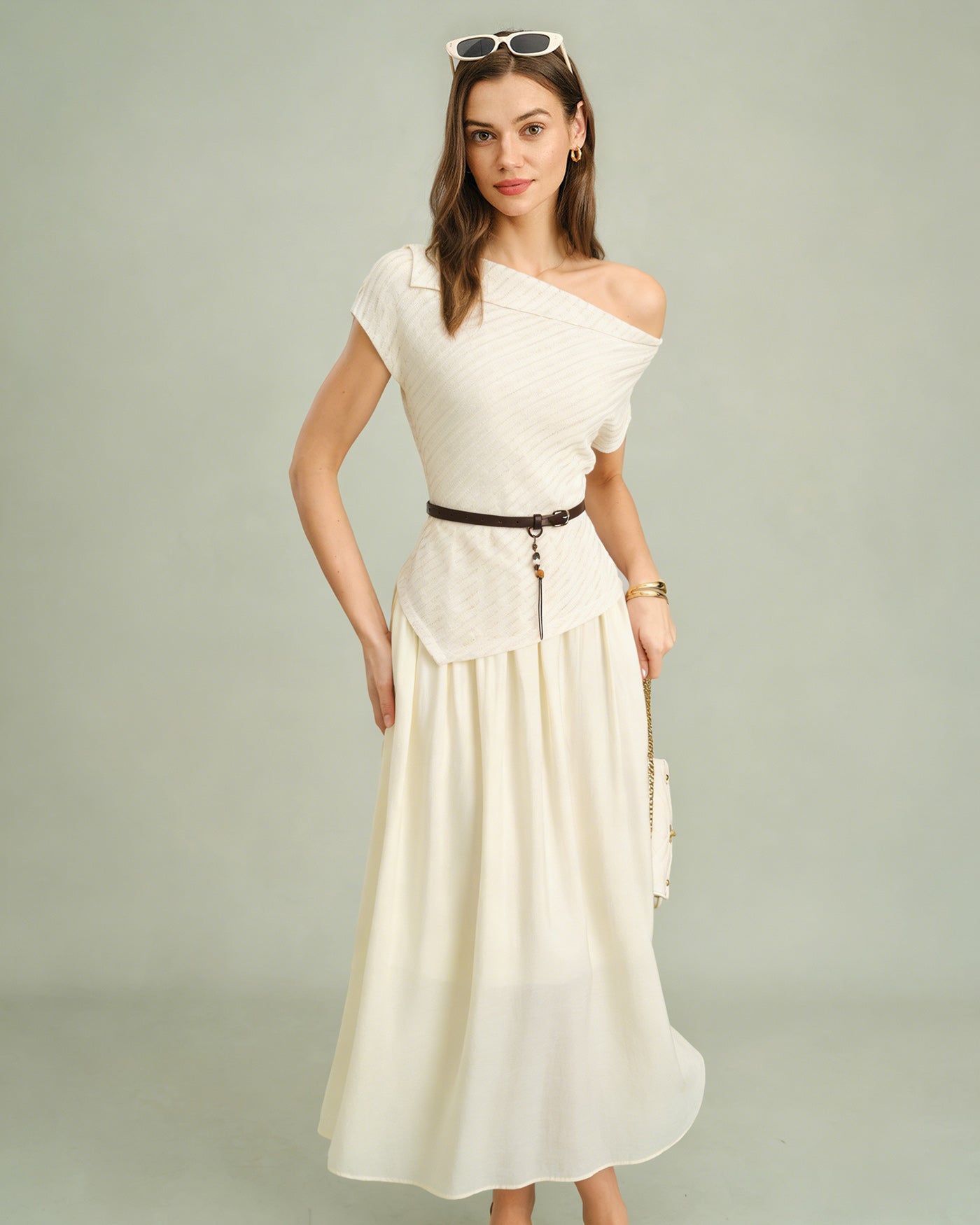 Vestido Midi de Cuello Barco con Cinturón en Albaricoque