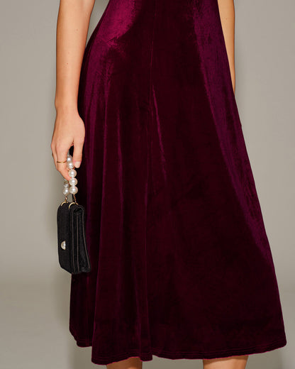 Vestido Midi de Cuello Corazón de Terciopelo Rojo