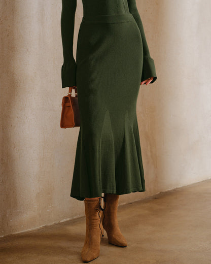 Falda Midi de Punto Verde con Corte de Sirena