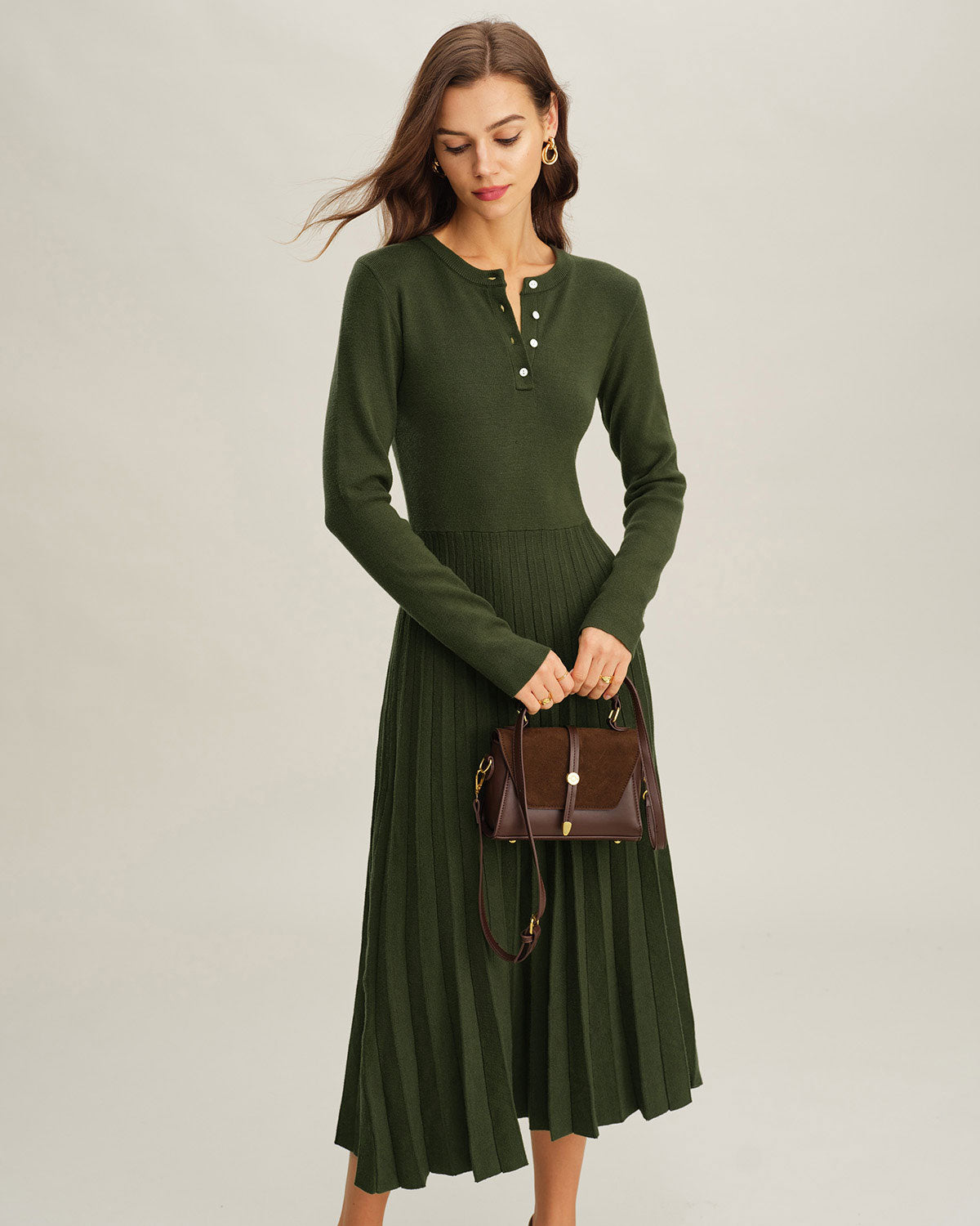 Vestido de Suéter Plisado Verde de Cuello Redondo