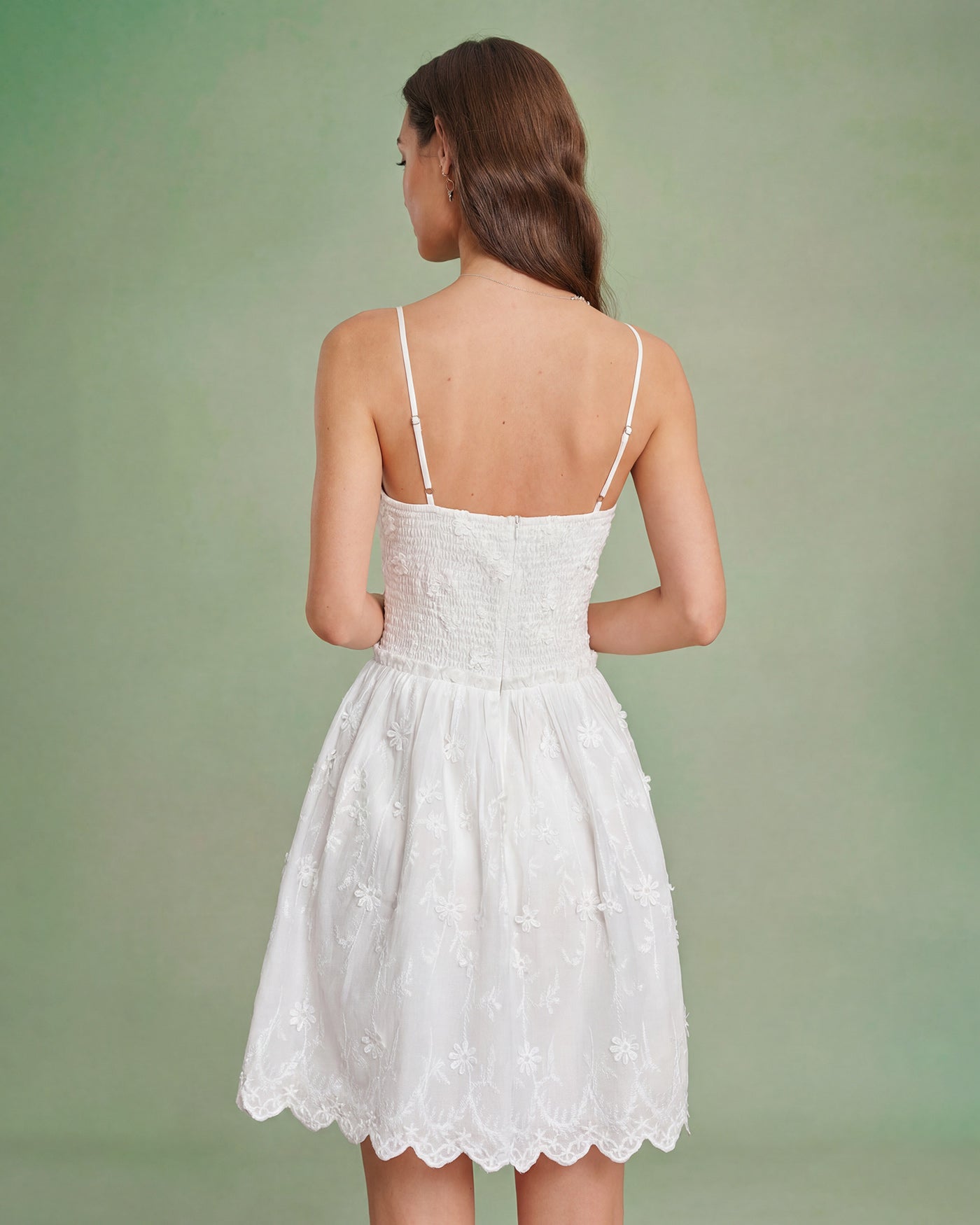 Vestido Mini Slip con Bordado Floral Blanco