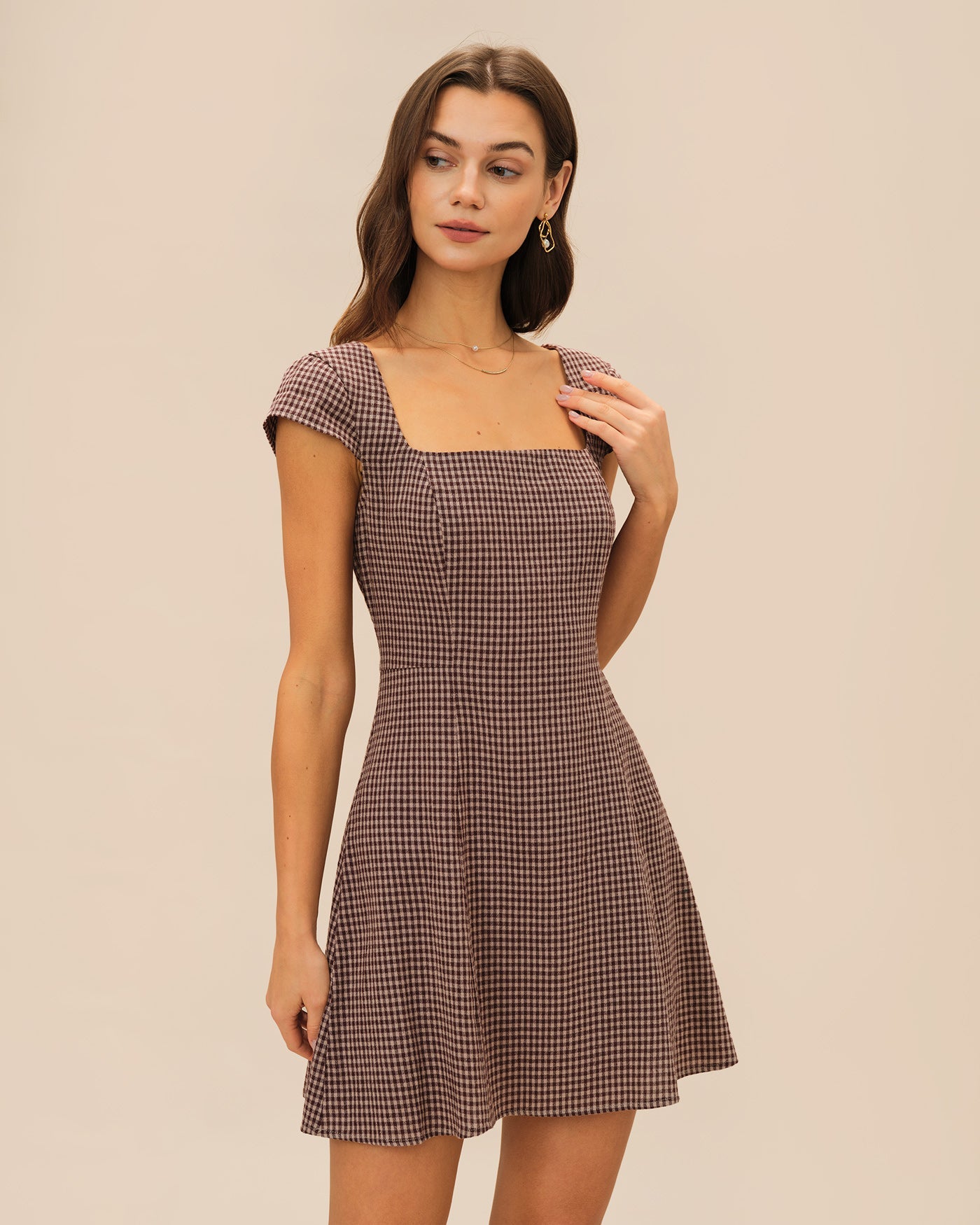 Vestido Mini de Cuello Cuadrado a Cuadros Marrón