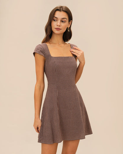 Vestido Mini de Cuello Cuadrado a Cuadros Marrón