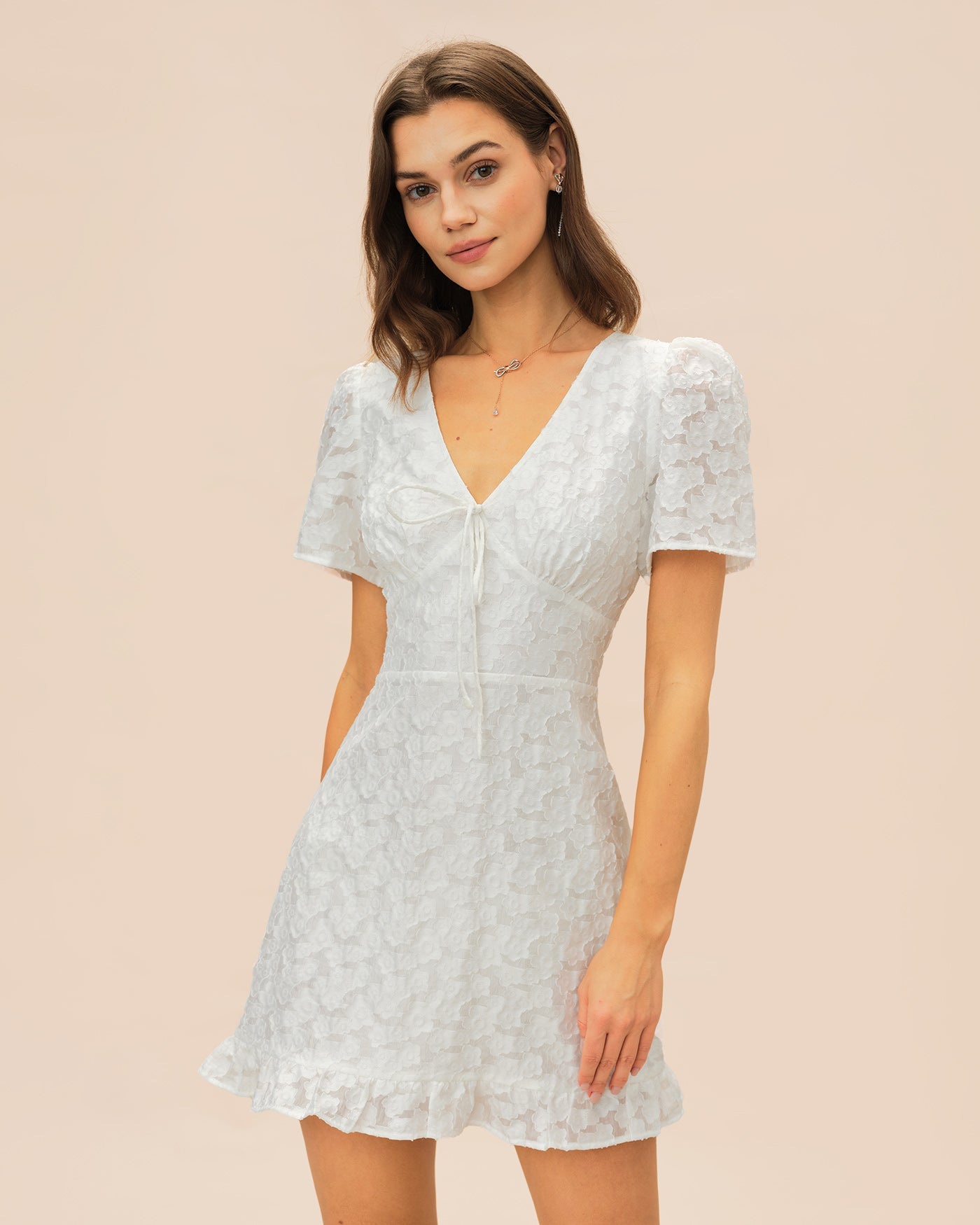 Vestido Mini Jacquard Blanco con Escote en V