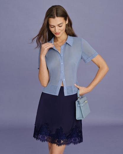 Blusa de Chiffón con Botón de Cuello Azul