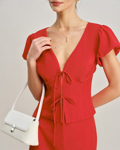 Blusa Roja con Cuello en V y Lazo