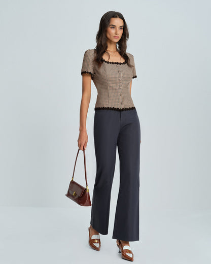 Blusa de Cuello Cuadrado a Cuadros Color Café