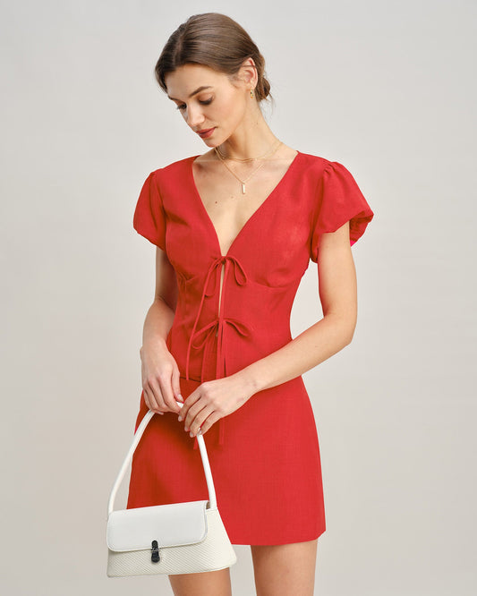 Blusa Roja con Cuello en V y Lazo