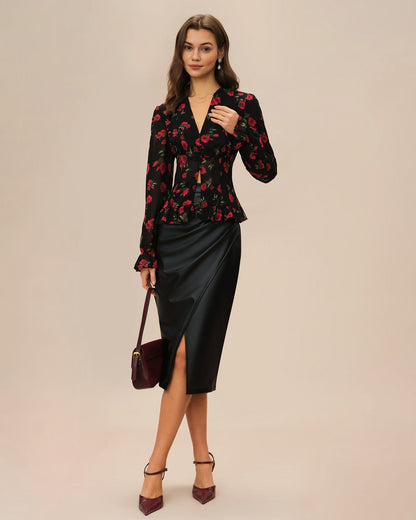 Blusa Negra Floral con Escote en V