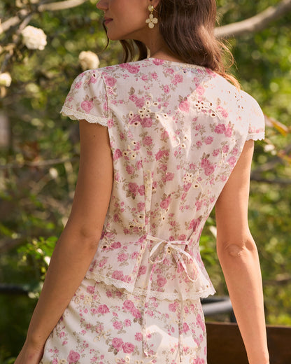 Blusa con Botones de Bordado Floral Rosa