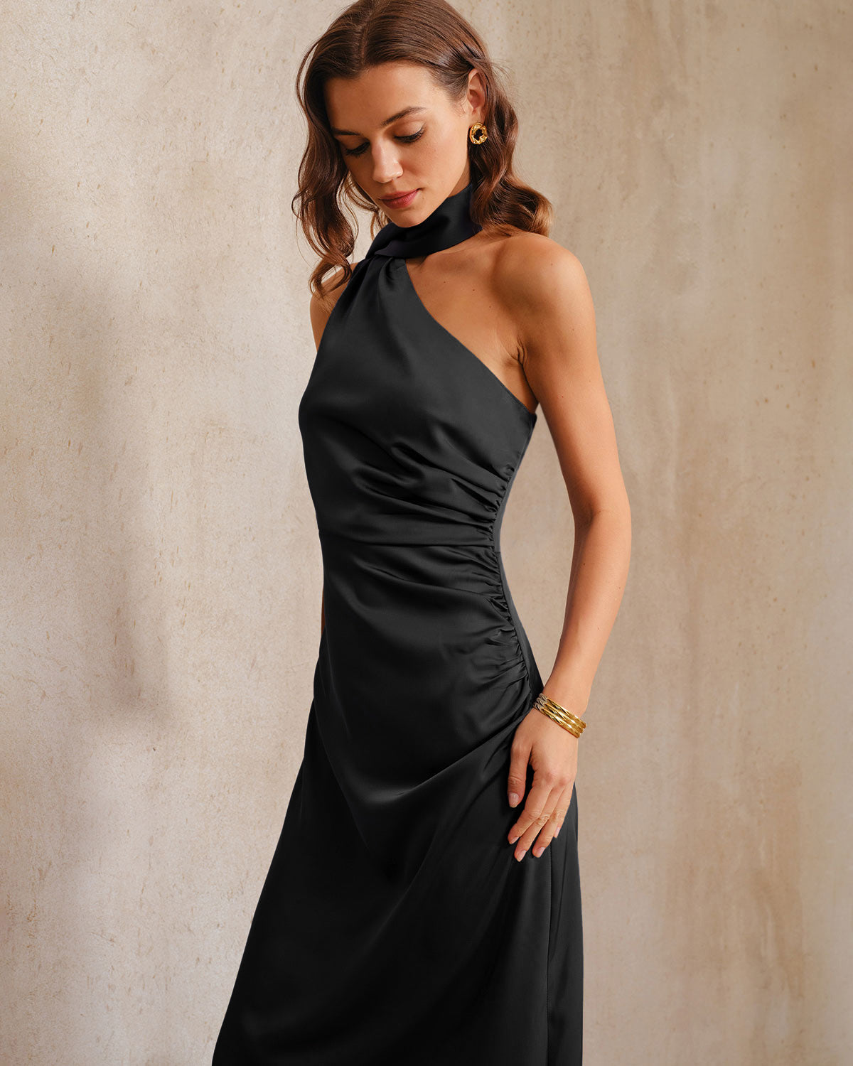 Vestido Maxi A-Line Negro de Un Hombro