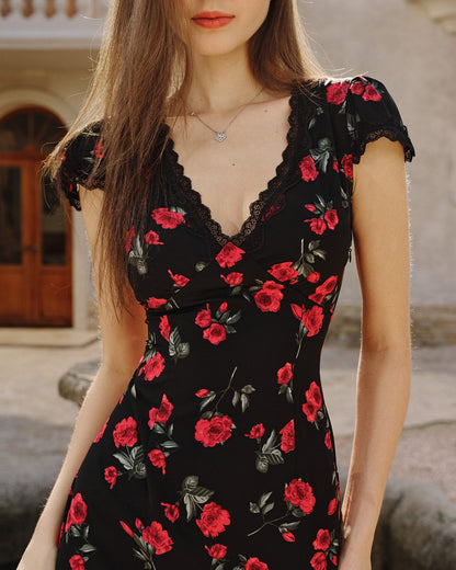 Vestido Maxi Negro Floral con Escote en V