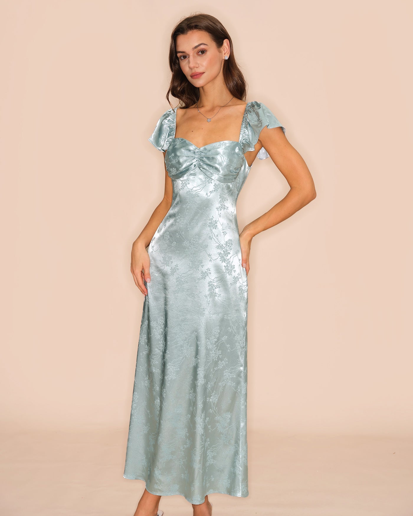 Vestido Maxi Floral de Escote Corazón Verde