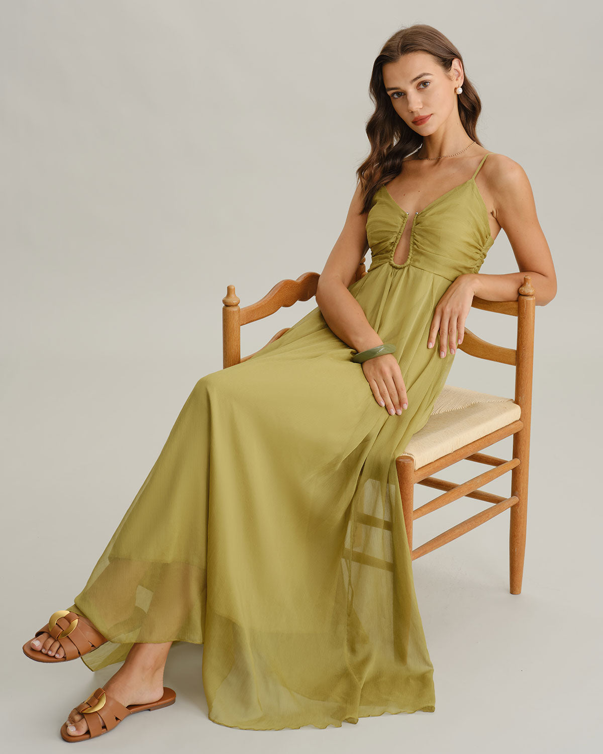 Vestido Maxi Deslizable Verde con Pliegues