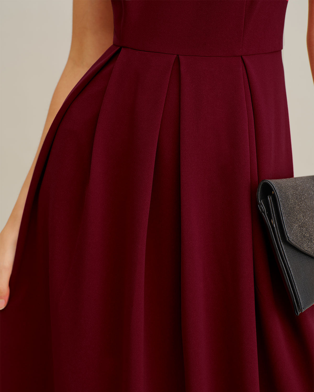 Vestido Maxi de Slip Plisado Color Rojo Vino