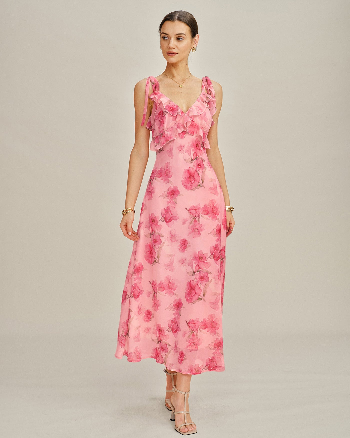 Vestido Maxi de Chiffon con Volantes Florales en Rosa